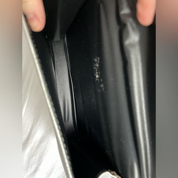 Unbranded Vintage Silver Clutch - Picture 5 of 6